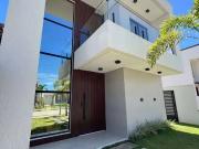 Casa / Sobrado para Venda em Camaçari/BA Abrantes 4 Quartos