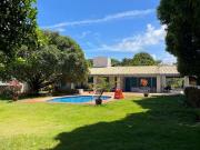 Casa / Sobrado para Venda em Camaçari/BA Interlagos 4...