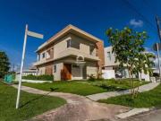 Casa / Sobrado para Venda em Camaçari/BA Limoeiro 3 Quartos