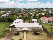 Casa / Sobrado para Venda em Cambé/PR Recanto Santa...