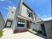 Casa / Sobrado para Venda em Camboriú/SC Areias