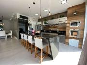 Casa / Sobrado para Venda em Camboriú/SC Santa Regina 4...