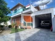Casa / Sobrado para Venda em Camboriú/SC Tabuleiro 3 Quartos