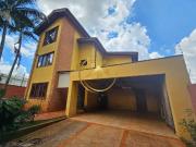 Casa / Sobrado para Venda em Campinas/SP Parque Taquaral... Casa / Sobrado para Venda em Campinas/SP Parque Taquaral...