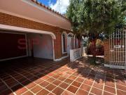 Casa / Sobrado para Venda em Campinas/SP Taquaral 3 Quartos