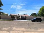 Casa / Sobrado para Venda em Campo Grande/MS Santo...