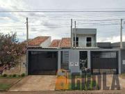 Casa / Sobrado para Venda em Campo Mourão/PR Jardim Lar...