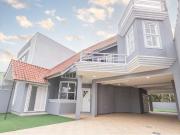 Casa / Sobrado para Venda em Canoas/RS Centro 4 Quartos