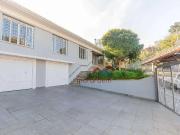 Casa / Sobrado para Venda em Canoas/RS Centro 5 Quartos