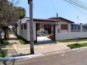 Casa / Sobrado para Venda em Canoas/RS Estância Velha 3...