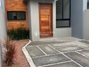 Casa / Sobrado para Venda em Canoas/RS Fátima 3 Quartos