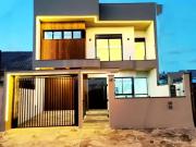 Casa / Sobrado para Venda em Canoas/RS Harmonia 5 Quartos