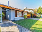 Casa / Sobrado para Venda em Canoas/RS Igara 3 Quartos