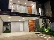 Casa / Sobrado para Venda em Canoas/RS Igara 3 Quartos