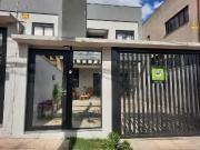 Casa / Sobrado para Venda em Canoas/RS Igara 3 Quartos