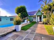 Casa / Sobrado para Venda em Canoas/RS Igara 3 Quartos