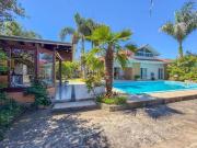 Casa / Sobrado para Venda em Canoas/RS Igara 3 Quartos