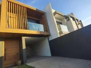Casa / Sobrado para Venda em Canoas/RS Igara 3 Quartos