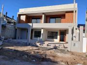 Casa / Sobrado para Venda em Canoas/RS Igara 3 Quartos