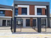 Casa / Sobrado para Venda em Canoas/RS Igara 3 Quartos