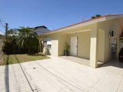 Casa / Sobrado para Venda em Canoas/RS Igara 4 Quartos