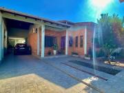 Casa / Sobrado para Venda em Canoas/RS Igara 4 Quartos