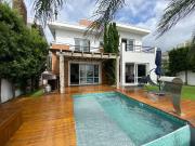 Casa / Sobrado para Venda em Canoas/RS Moinhos De Vento...