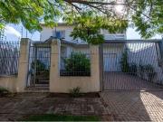 Casa / Sobrado para Venda em Canoas/RS Moinhos De Vento...