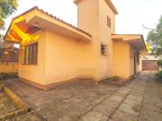Casa / Sobrado para Venda em Canoas/RS Niterói 3 Quartos