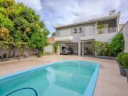 Casa / Sobrado para Venda em Canoas/RS Niterói 3 Quartos