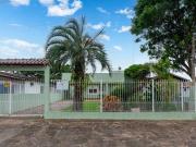 Casa / Sobrado para Venda em Canoas/RS Niterói 3 Quartos
