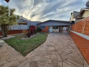 Casa / Sobrado para Venda em Canoas/RS Niterói 5 Quartos