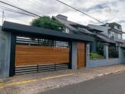 Casa / Sobrado para Venda em Canoas/RS Nossa Senhora das...