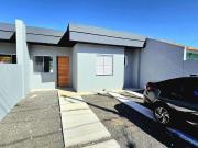 Casa / Sobrado para Venda em Canoas/RS Olaria 2 Quartos
