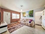 Casa / Sobrado para Venda em Canoas/RS São José 2 Quartos