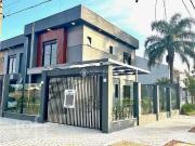 Casa / Sobrado para Venda em Canoas/RS São José 3 Quartos