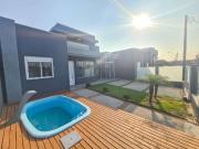 Casa / Sobrado para Venda em Capão da Canoa/RS Araça 3...