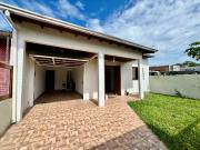Casa / Sobrado para Venda em Capão da Canoa/RS Capão...