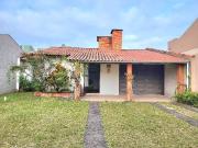 Casa / Sobrado para Venda em Capão da Canoa/RS Centro 2...
