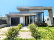 Casa / Sobrado para Venda em Capão da Canoa/RS Jardim...