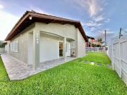 Casa / Sobrado para Venda em Capão da Canoa/RS Posto 4 3...