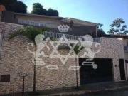 Casa / Sobrado para Venda em Caraguatatuba/SP Benfica 3...