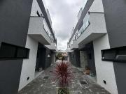 Casa / Sobrado para Venda em Caraguatatuba/SP...