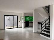 Casa / Sobrado para Venda em Caraguatatuba/SP...