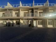 Casa / Sobrado para Venda em Caraguatatuba/SP Centro 2...