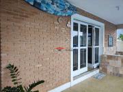 Casa / Sobrado para Venda em Caraguatatuba/SP Centro 3...