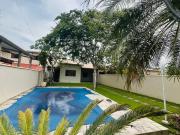 Casa / Sobrado para Venda em Caraguatatuba/SP Getuba 2...