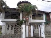 Casa / Sobrado para Venda em Caraguatatuba/SP Indaiá 3...