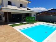 Casa / Sobrado para Venda em Caraguatatuba/SP Jardim...