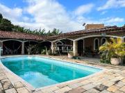 Casa / Sobrado para Venda em Caraguatatuba/SP Jardim...